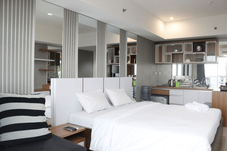 Bedroom 2, Bright Studio @ Tamansari La Grande Apartment By Travelio, Bandung