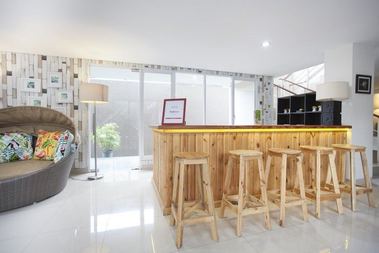 Public Area 22