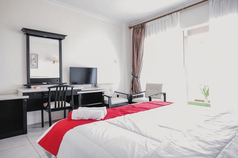 RedDoorz Plus near Pelabuhan Merak, Cilegon