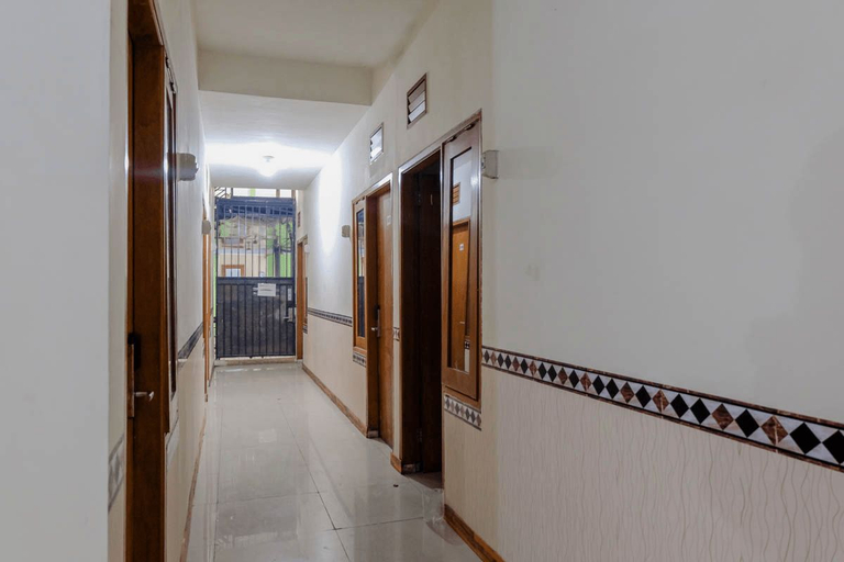 OYO 1293 Dei Residence Arjosari, Malang