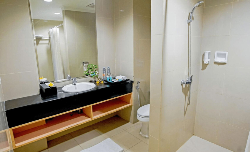 Bathroom 4, The Credo Hotel, Jakarta Pusat
