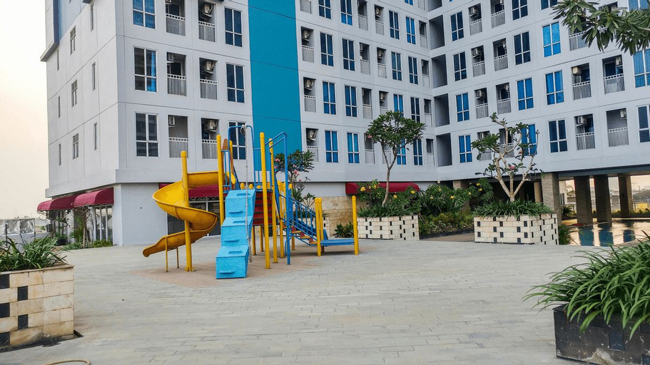 Exterior & Views, Cozy Studio Room Grand Dhika Apartment By Travelio, Bekasi