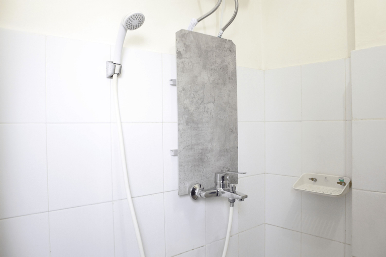 Bedroom 3, Minimalist 2BR Apartment at Gateway Ahmad Yani By Travelio, Bandung