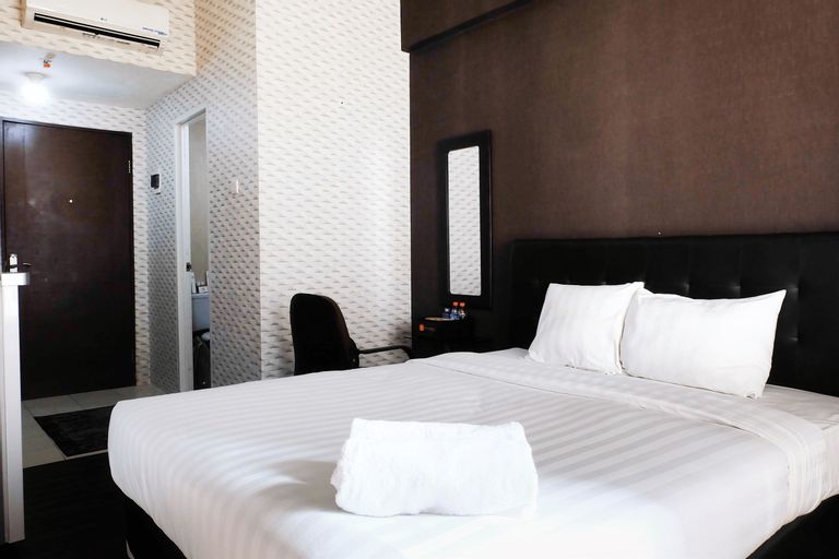 Great Location Sunter Park View Studio Apartment By Travelio, Jakarta Utara