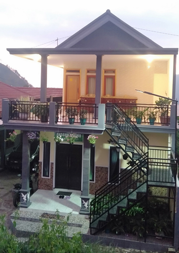 Exterior & Views 5, Holiday Home Anggun Bromo, Probolinggo