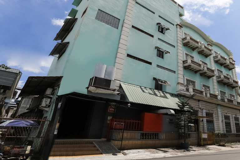 Exterior & Views 2, OYO 3375 Sumatera Agustinekost Syariah, Medan