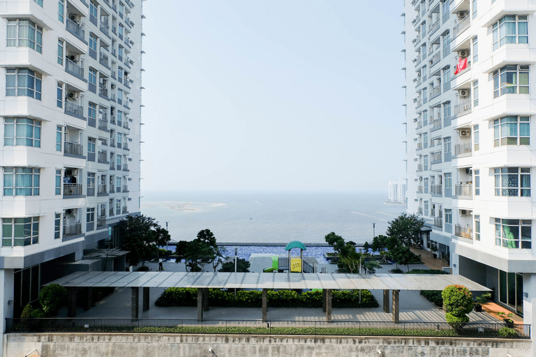 Exterior & Views 2, Sea View Studio Apartment at Green Bay Pluit By Travelio, North Jakarta