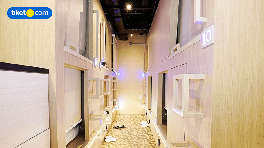 CUBE Boutique Capsule Hotel Kampong Glam Discount Price Hotel