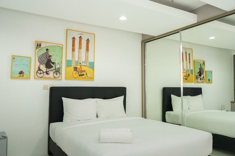 Spacious Studio Room Menteng Square Apartment By Travelio, Central Jakarta