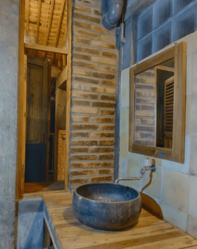 Bathroom 5, Lorong Homestay, Bantul