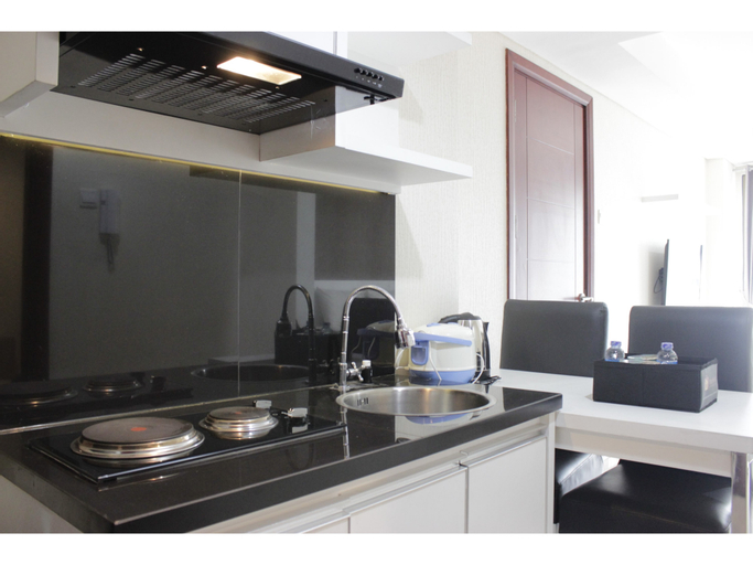 Comfy Studio Apartment at Tamansari Tera Residence By Travelio, Bandung