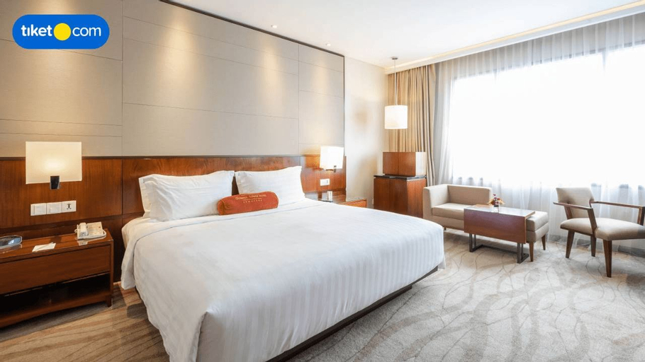 Gumaya Tower Hotel Semarang, Semarang