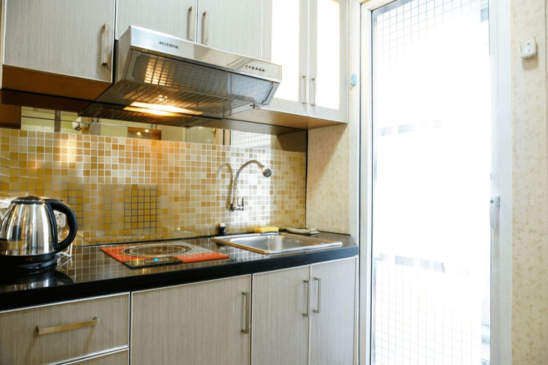 Others 4, Furnished Studio with Comfortable Design Green Pramuka Apartment By Travelio, Central Jakarta