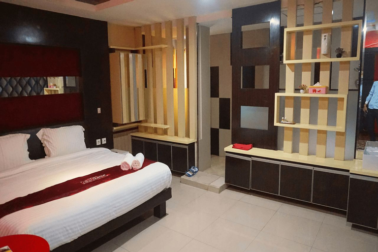 GRAN SURYA HOTEL BEKASI (tutup permanen), Bekasi