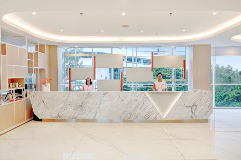HARRIS Hotel & Conventions Bundaran Satelit Surabaya, Surabaya