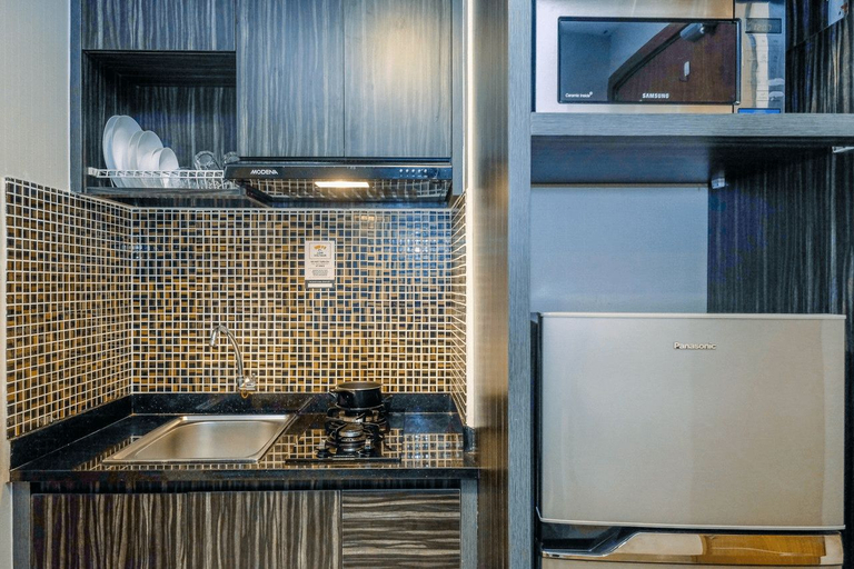 Others 2, Warm and Cozy Studio at The Oasis Apartment By Travelio, Cikarang