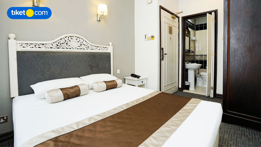Bedroom 14