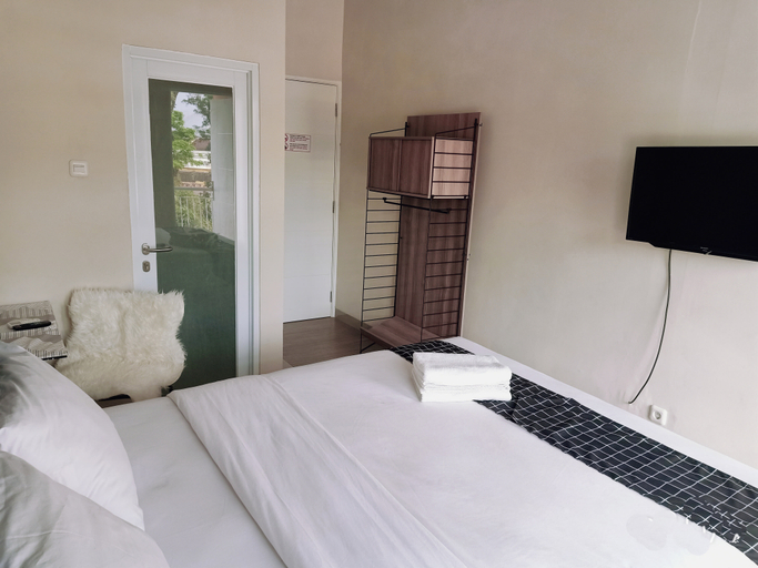 Bedroom 3, Amaryllis Hotels, Bandung