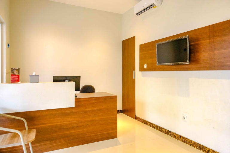 Dining Room 24