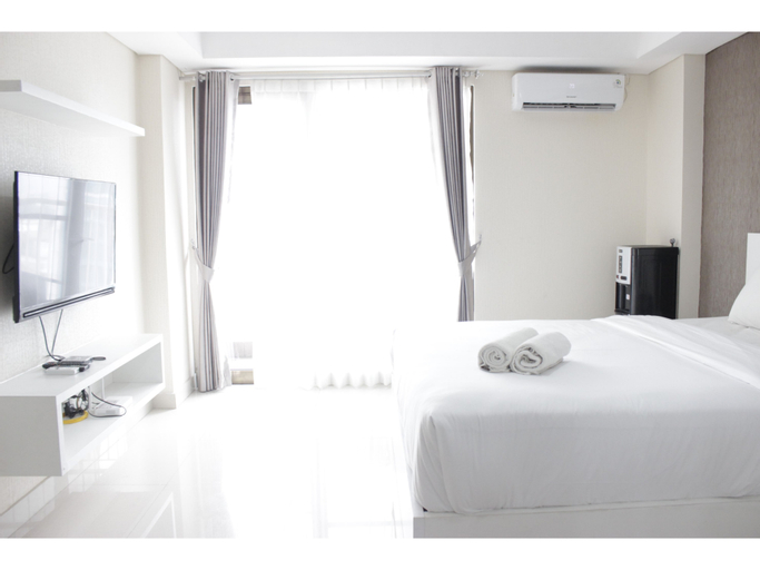Comfy Studio Apartment at Tamansari Tera Residence By Travelio, Bandung