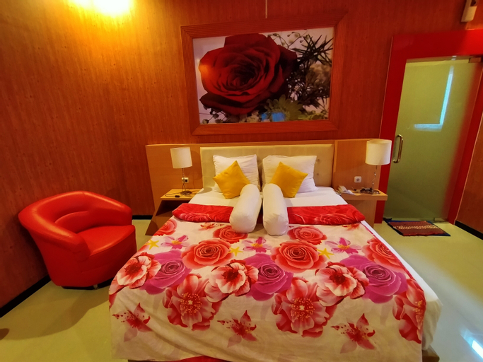 Hotel 99 Pati, Pati