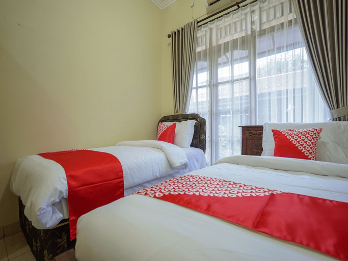 OYO 335 Wisma Empat Lima Syariah, Palembang