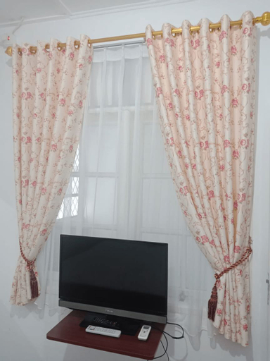 Kost Muslimah, Bekasi