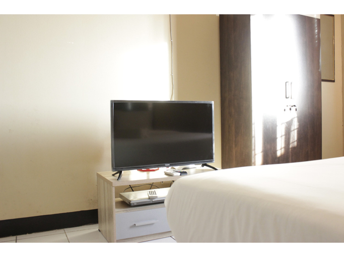 Bedroom 4, Studio at Buah Batu Park Apartment near Exit Toll Buah Batu By Travelio, Bandung