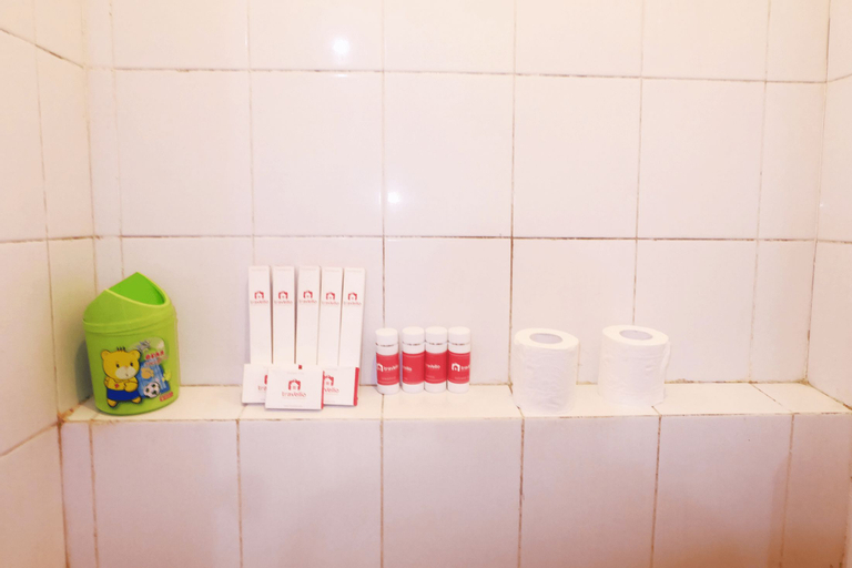 2 BR Kalibata Apartment With Sofa Bed Near Shopping Center By Travelio, South Jakarta