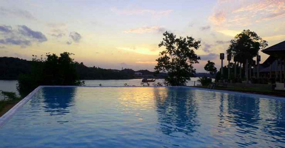 Mesra Sangkulirang Bay, Kutai Timur