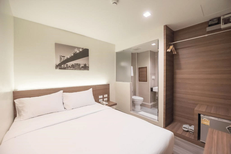Bedroom 15
