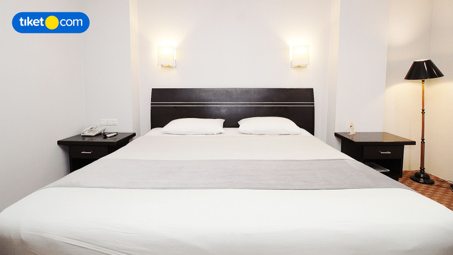 Bedroom 3, Kenari Tower Hotel, Makassar