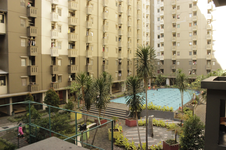 Exterior & Views 5, Stylish 1BR with Extra Room Gateway Ahmad Yani Cicadas Apartment By Travelio, Bandung
