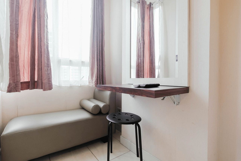 Bedroom 5, Cozy Studio Room at Cinere Bellevue Apartment By Travelio, Depok