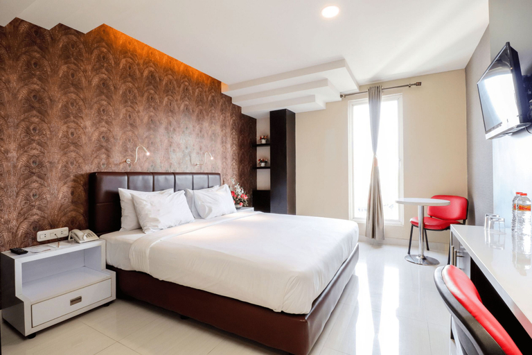 Bedroom 3, Empress Hotel Makassar City Center By LIFE, Makassar