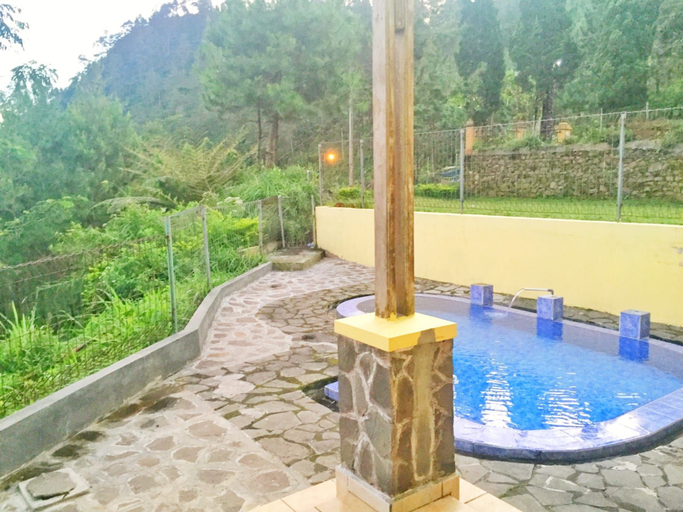 Others, Bukit Mutiara Villa 1, Tegal