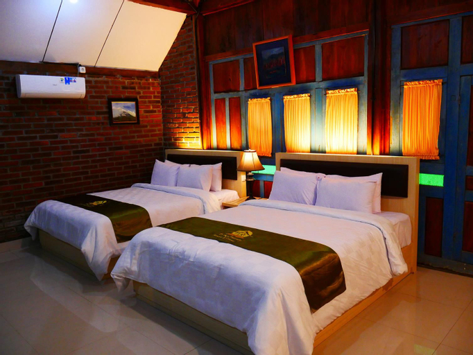 Bedroom 2, D'Kaliurang Resort & Convention, Sleman