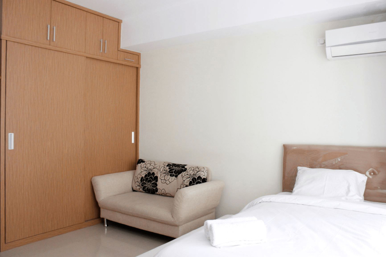 Bedroom 2, Comfortable Studio at Beverly Dago Apartment near ITB By Travelio, Bandung