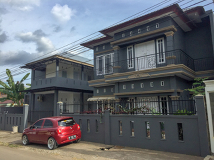 KoolKost @ Jalan Laranki Makassar ( Minimum stay 6 Nights ), Maros