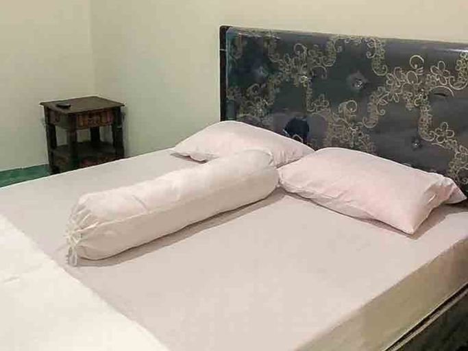 Bedroom 5, Griya Fadamas Syariah near Taman Hijau Demangan Madiun Mitra RedDoorz, Madiun