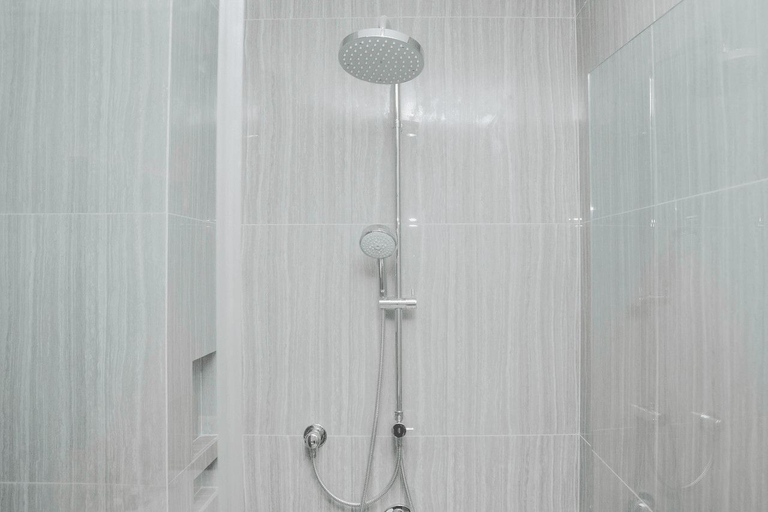 Sport & Beauty 5, Comfortable Studio Room at Capitol Suites Apartment By Travelio, Central Jakarta