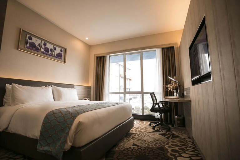 Bedroom 3, V8 Hotel, Johor Bahru