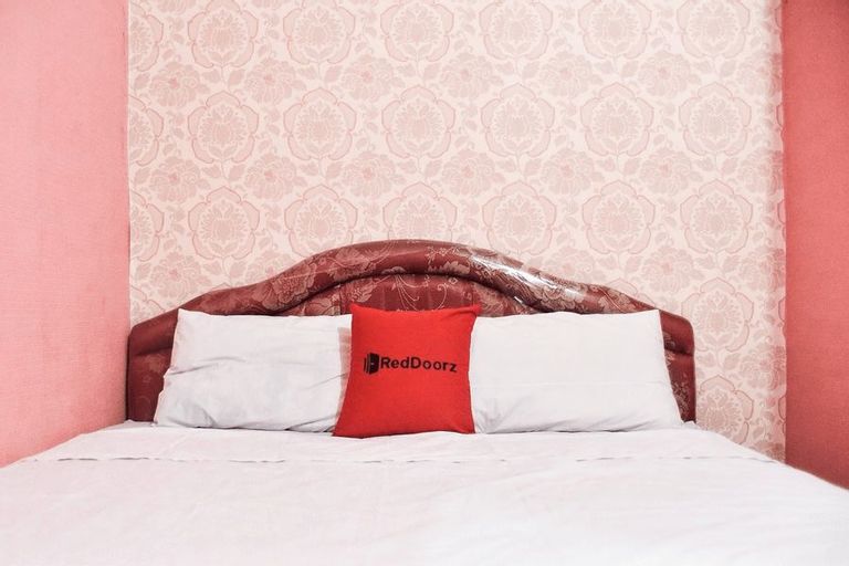 RedDoorz @ Pettarani Square, Makassar