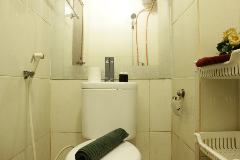 Bedroom 3, Stylish 1BR with Extra Room Gateway Ahmad Yani Cicadas Apartment By Travelio, Bandung