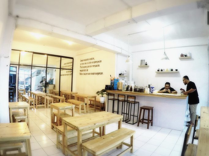 Food & Drinks, Jowo Kluthuk Crush X Homestay, Yogyakarta