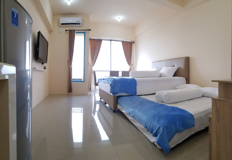 Clean&Tidy Family Room with 2 King size bed, Surabaya