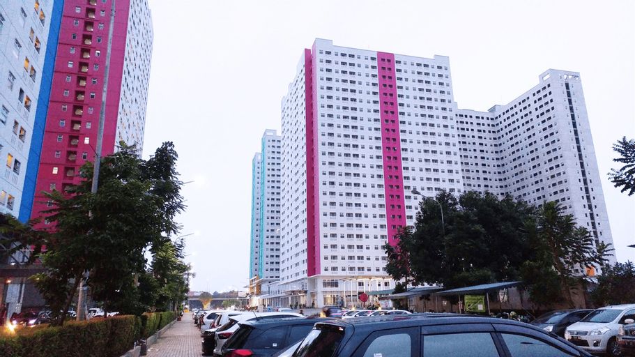 Best Price 2BR Green Pramuka Apartment By Travelio, East Jakarta