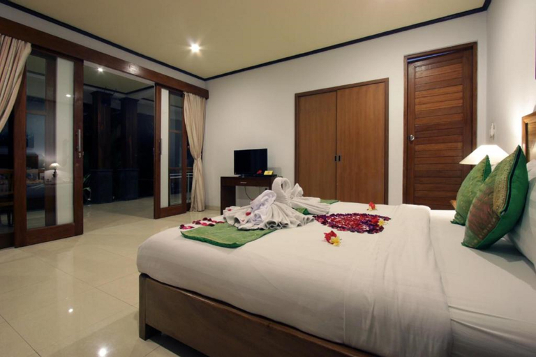 Bedroom 15