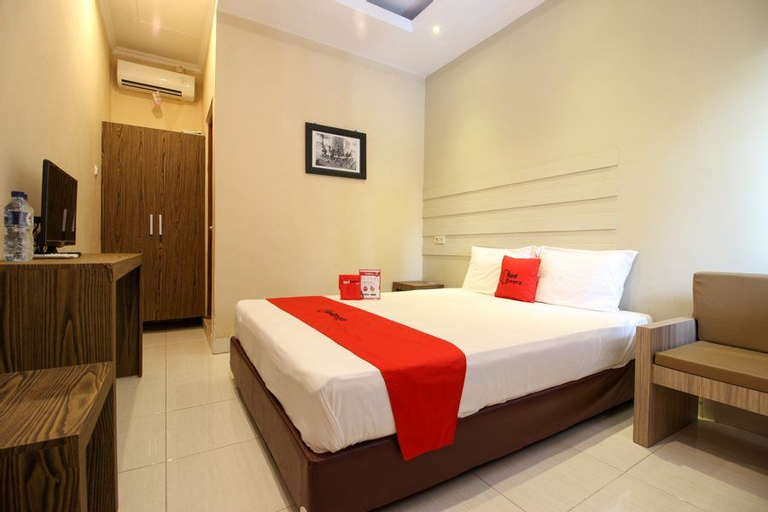 RedDoorz Plus @ Jalan Damai 2, Sleman