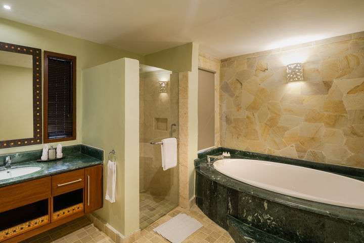 Bathroom 17